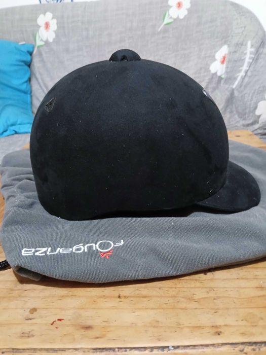 Capacete de hipismo fouganza (novo)