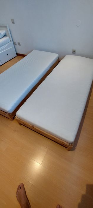 Camas Ikea Utake com colchões (2)
