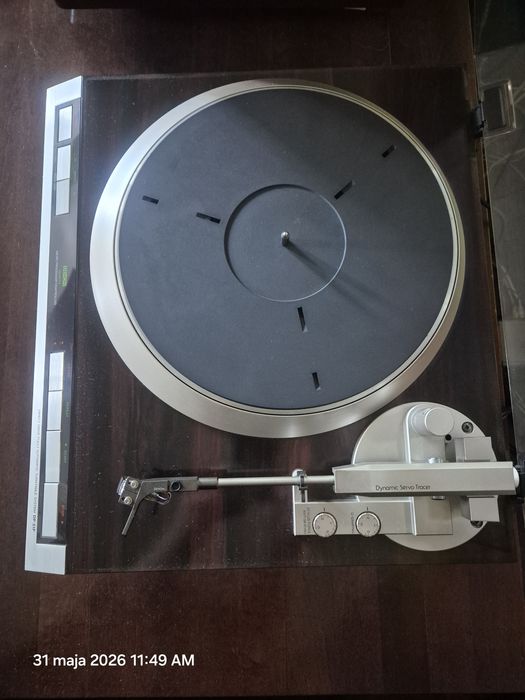 Gramofon Denon DP-51F