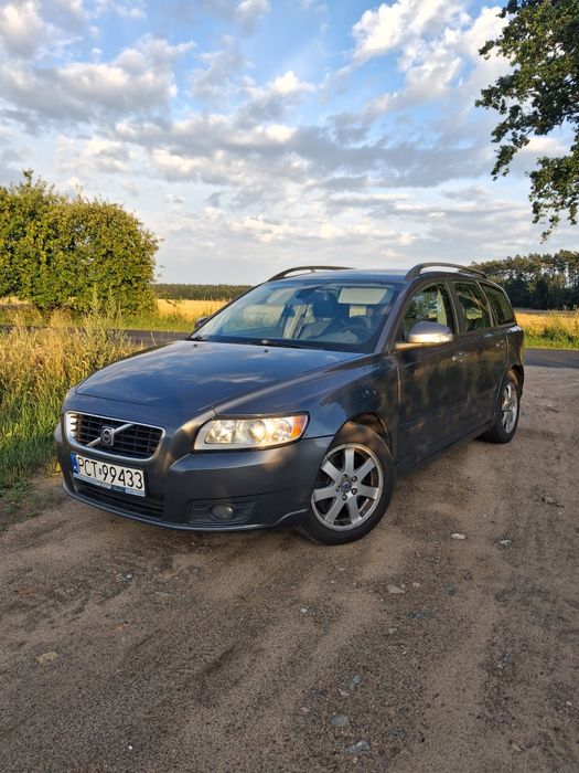 Volvo V50