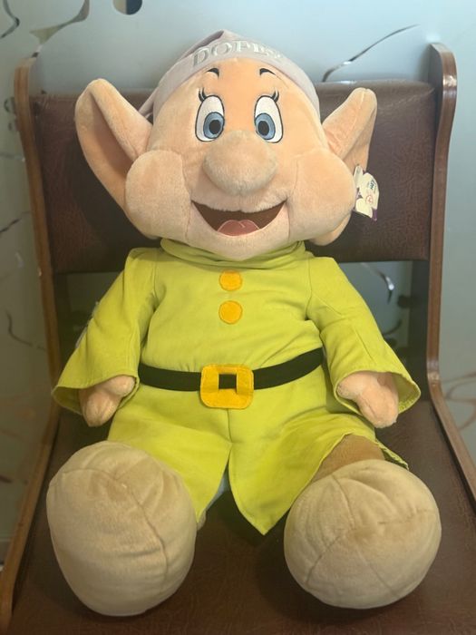 Крутий величезний гном Dopey від Disney