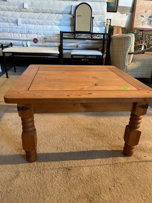 Nisk drewniany i stolik w stylu rustykalnym Valencia by Sit