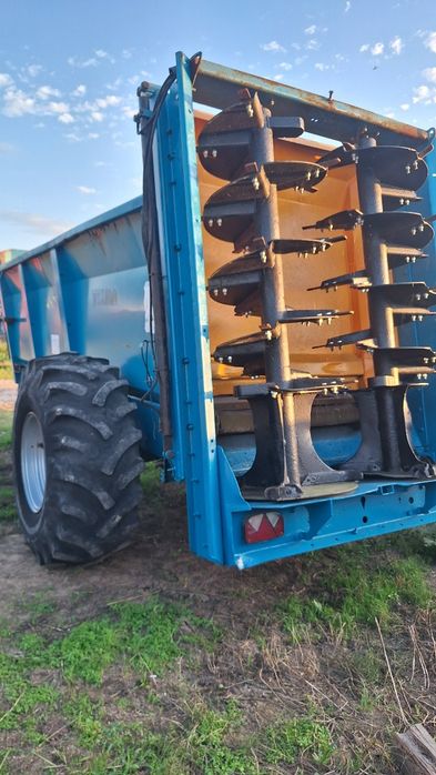 Rozrzutnik Rolland 12T