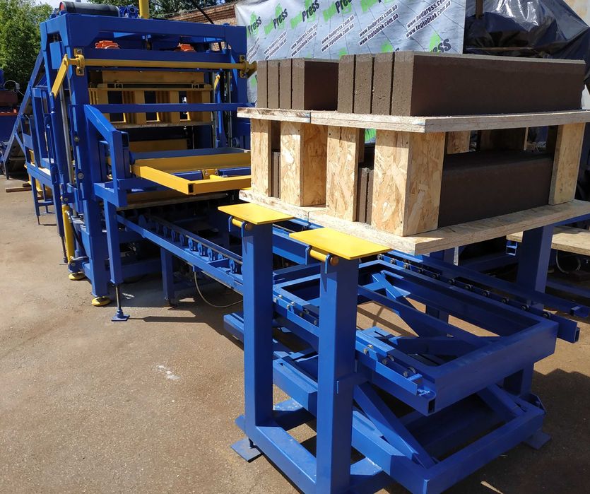 Вибропресс, линия полуавтоматическая для производства бордюра, плитки