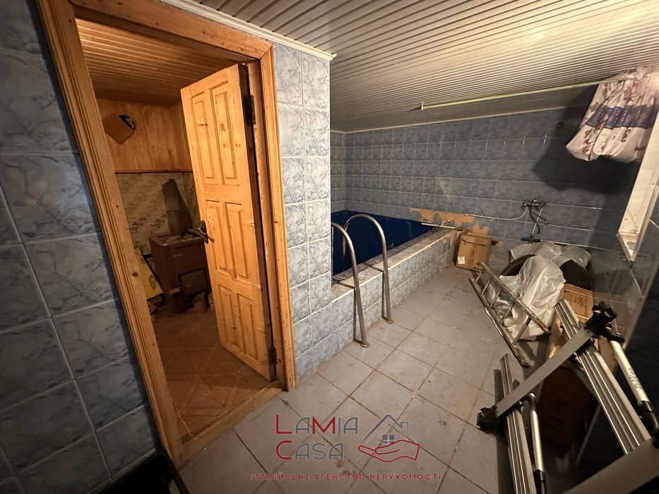 Продаж 3 кімнатноі квартири напроти парку Шевченка