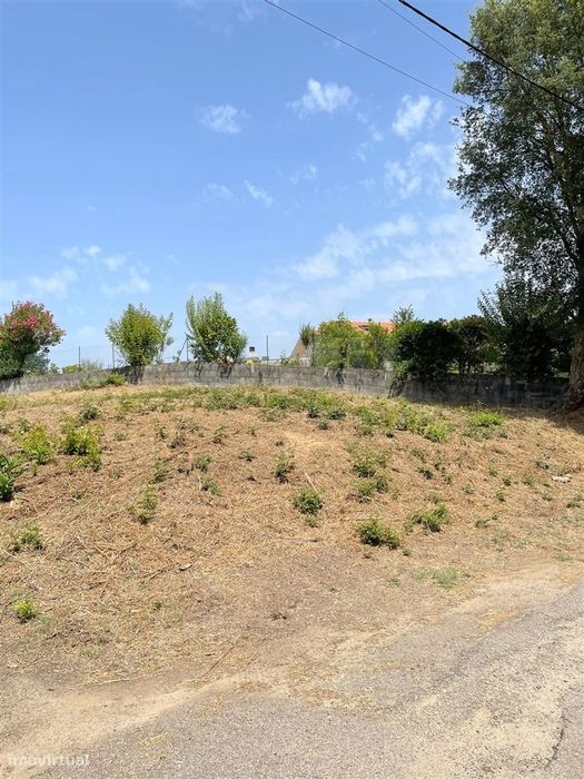 Terreno para Construção com Projeto Aprovado, localizado a beira da N2
