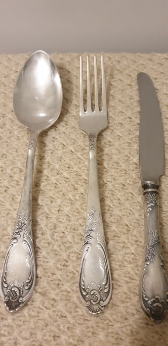 Набор  мельхиоровый столовый