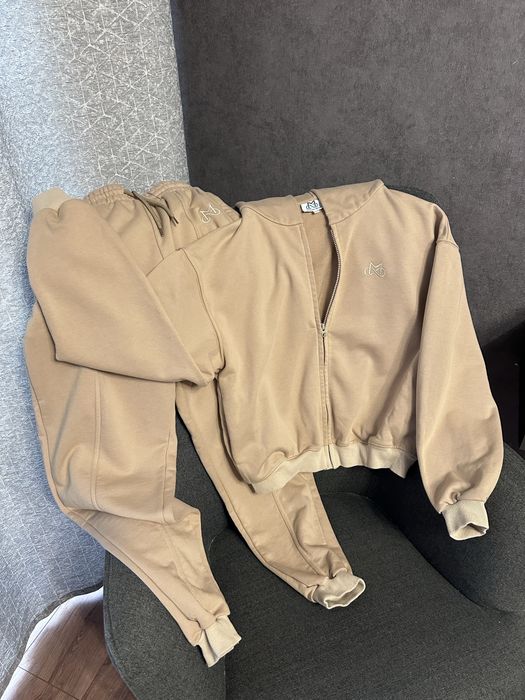 Продам костюм бренду MS