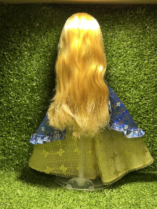 Thronecoming Blondie Lockes  Ever After High