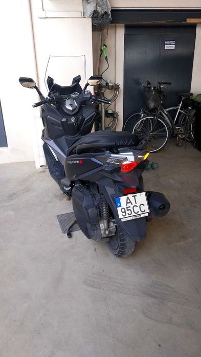 Scooter Cruisym  alfa 300
