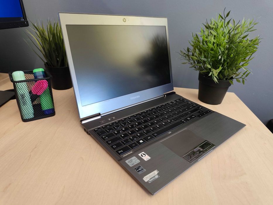 Ultrabook TOSHIBA Z930 | i7-3gen | 8GB | 256GB SSD | Win10