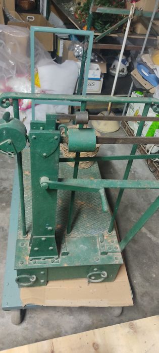 Balança antiga a trabalhar