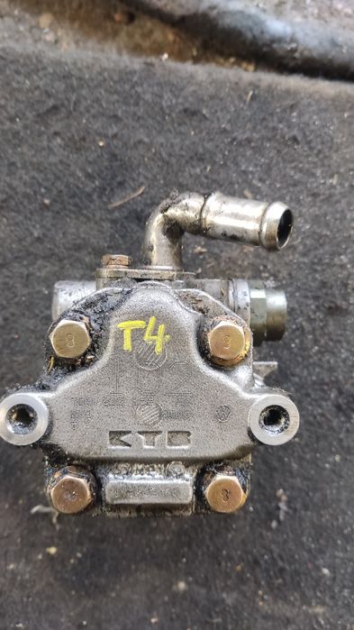 Pompa wspomagania volkswagen transporter T4 2.5 tdi