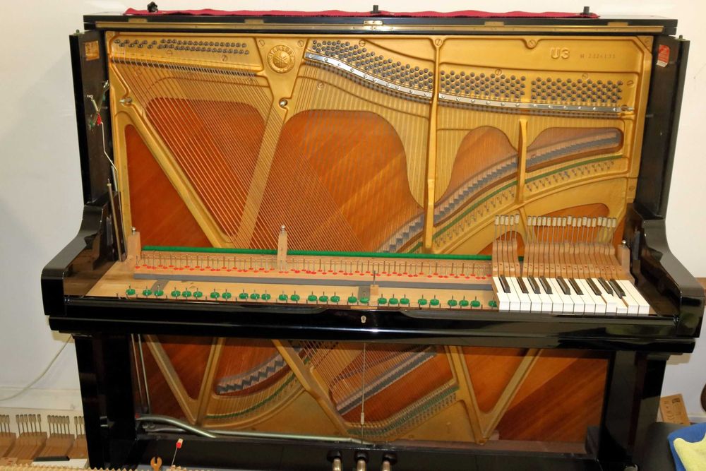 Yamaha U3H – Piano Vertical 131 cm | Revisto, Regulado e Afinado