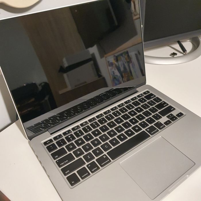 MacBook Pro A 1502 EMC 2835