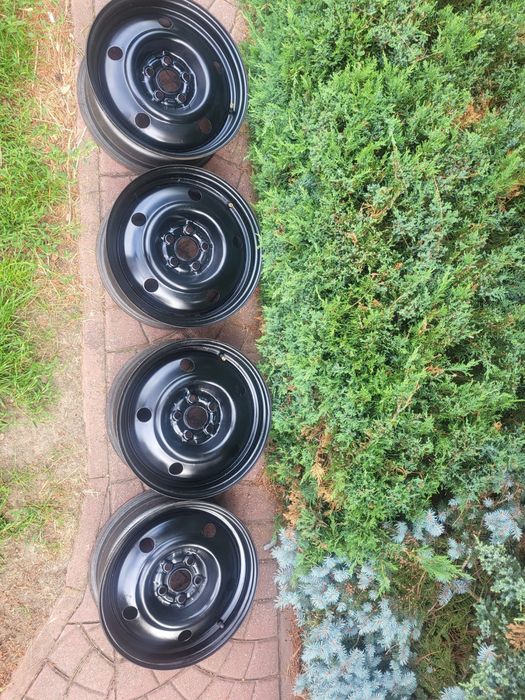 Felgi Czarne Stalowe Subaru 15 cali