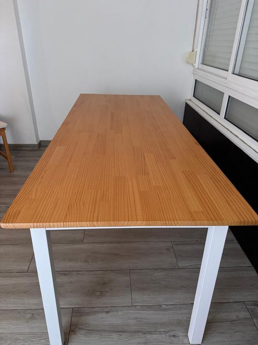 Mesa PINNTORP 185x75 castanho e branco.
