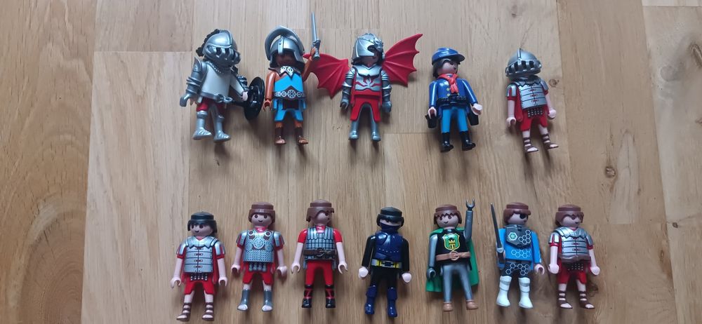 Zestaw 12 figurek Playmobil – rycerze, fantasy, Rzymianie, Batman
