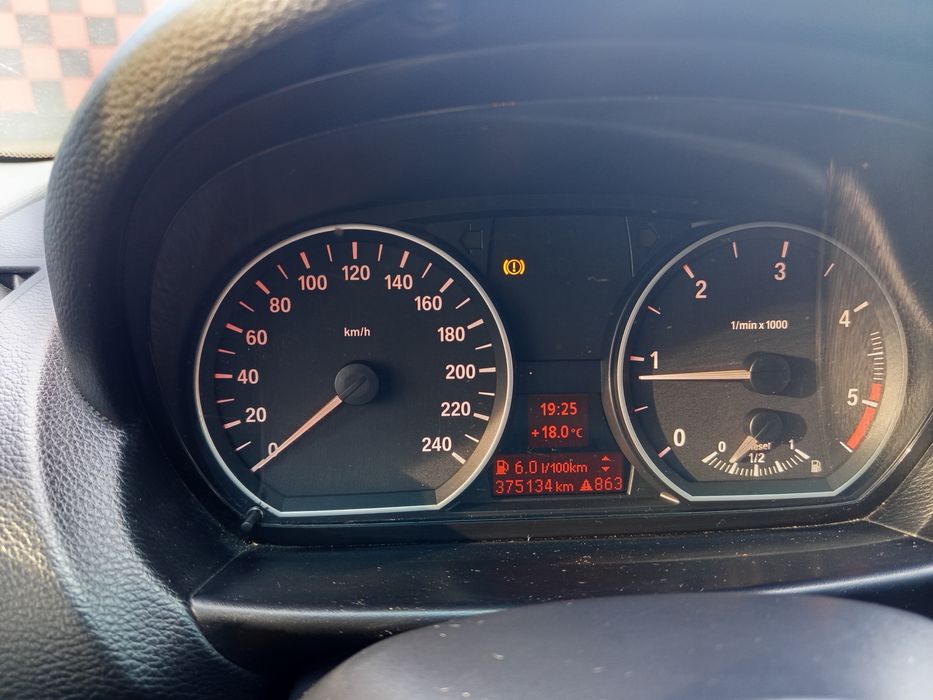 BMW E87 2009рік 2.0дизиль