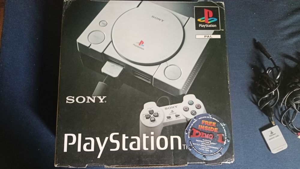 Konsola Sony PlayStation 1 scph-1002 psx w pudełku