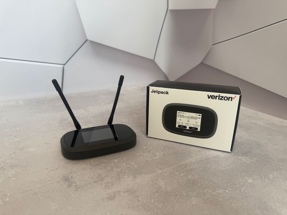 4G LTE WiFi роутер Inseego 8800L + термінальні антенки 3дБ