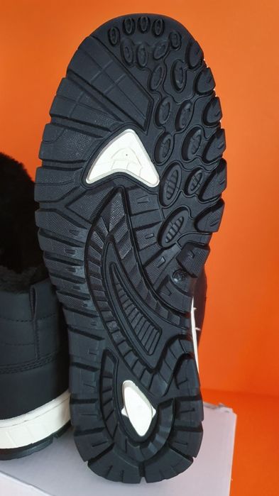 Buty nowe męskie czarne zimowe ciepłe rozmiar 45