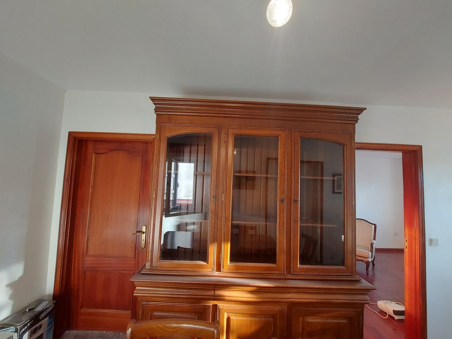 Móvel novo em muito bom estado