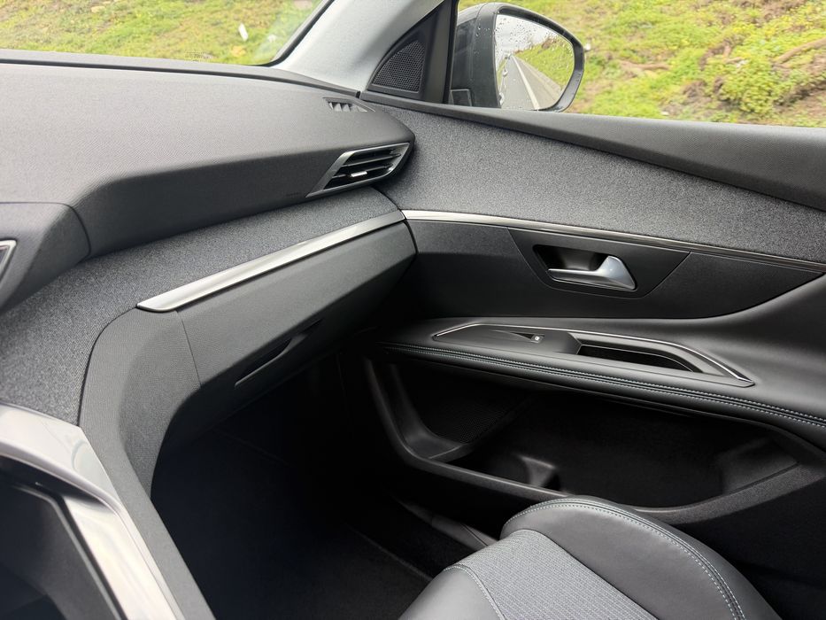 Peugeot 3008 1.5 HDI ALLURE NACIONAL  2022 ( CREDITO ATÉ 120 MESES )