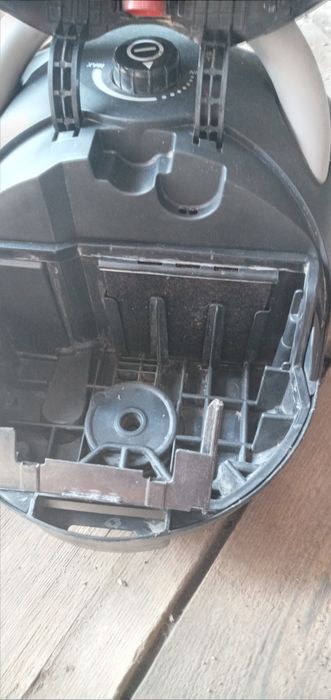 Пылесос Samsung VC-5916V мешковый самсунг.