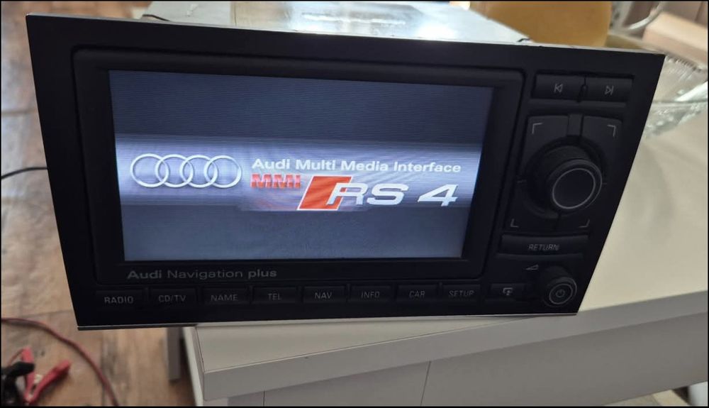 Radio Rns-e  audi a4 b6 B7 audi navigation plus z kodem i najnowszym polskim softem.