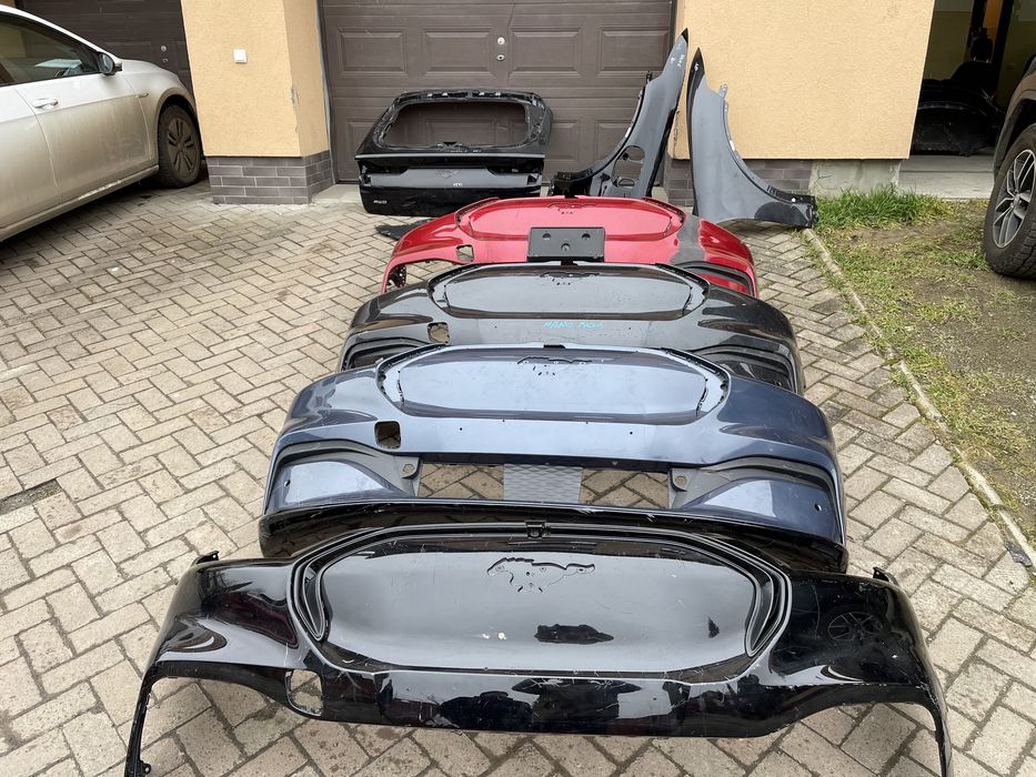 Ford Mustang Mach E бампер