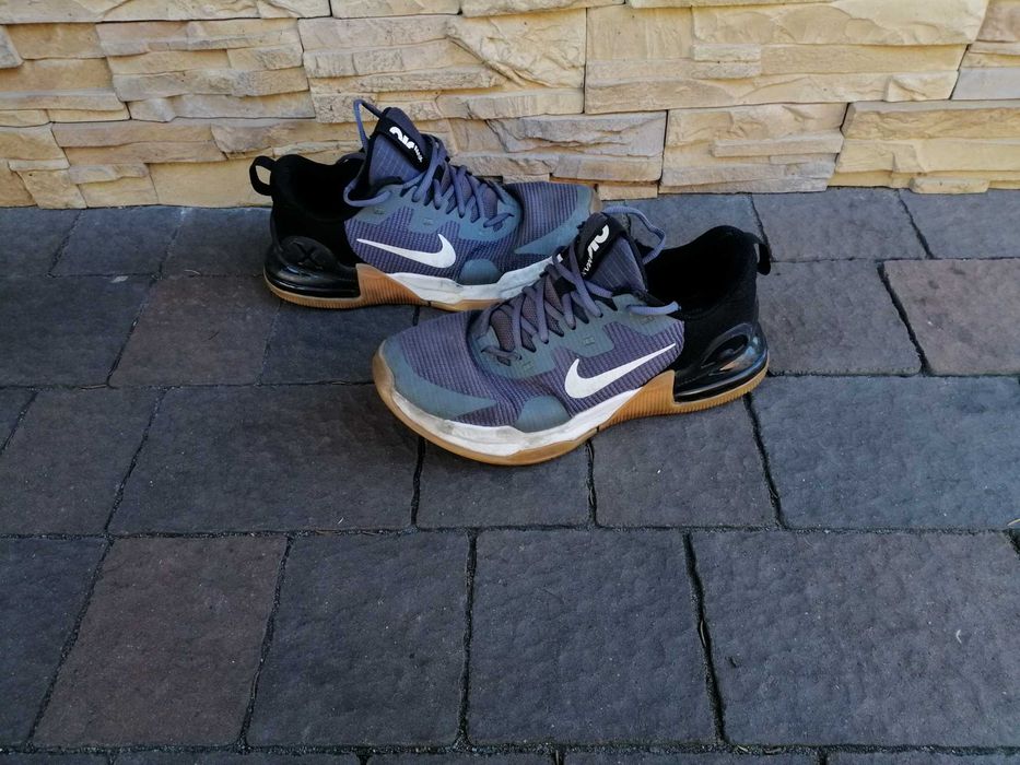 Nike Buty Sportowe Air Max Alpha Trainer 5 Szare Rozmiar 42,5 (27 cm)