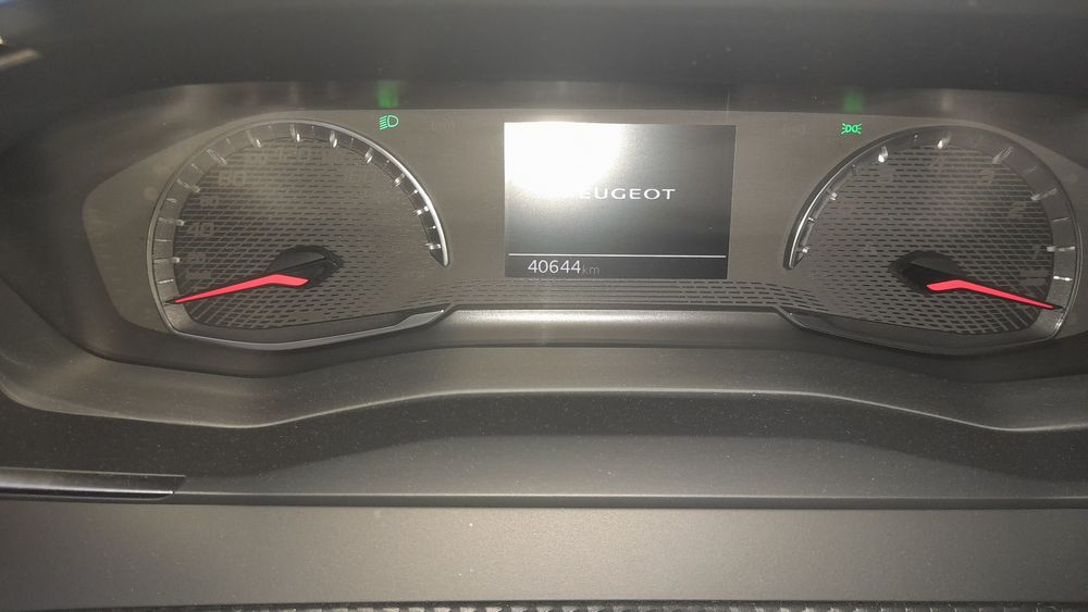 Peugeot 208 DIESEL  [2023] NACIONAL