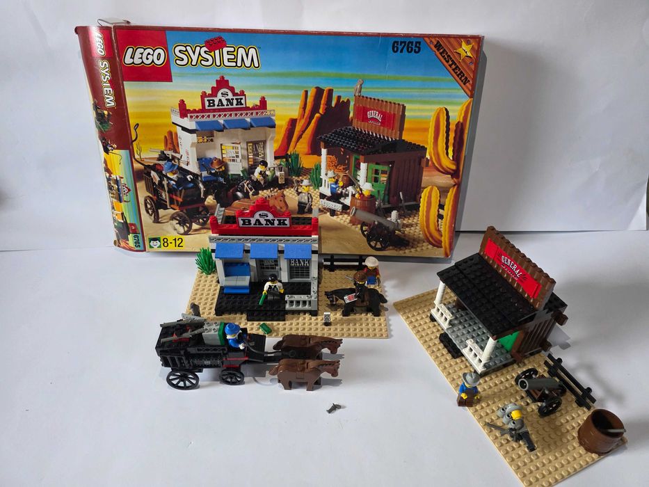 LEGO Western Cowboys Gold City Junction 6765