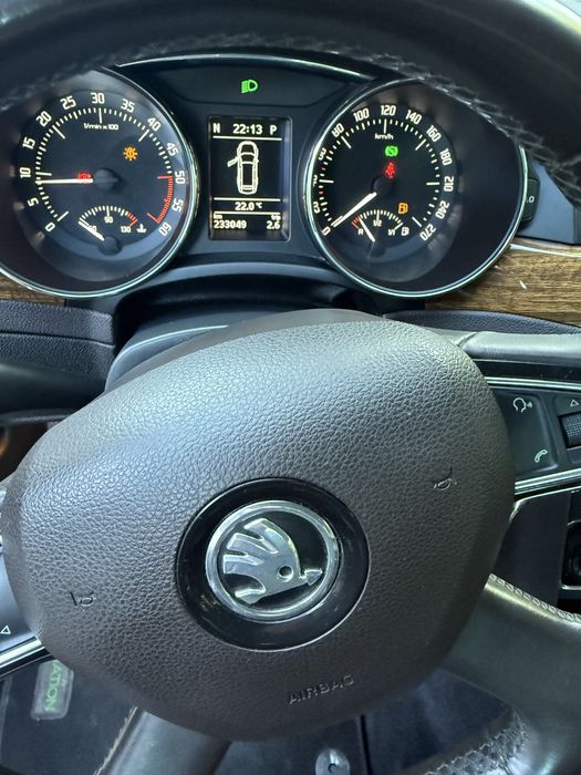 Skoda Superb II lift 2014 2.0tdi 170ps DSG Laurin&Klement