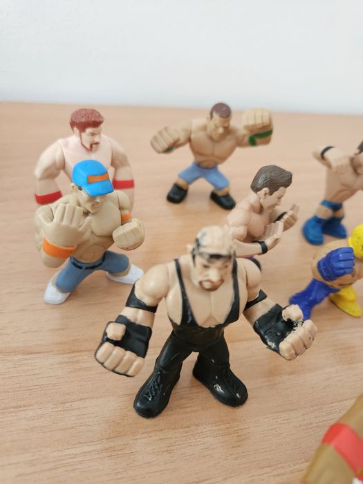 Conjunto de 11 bonecos de wrestling