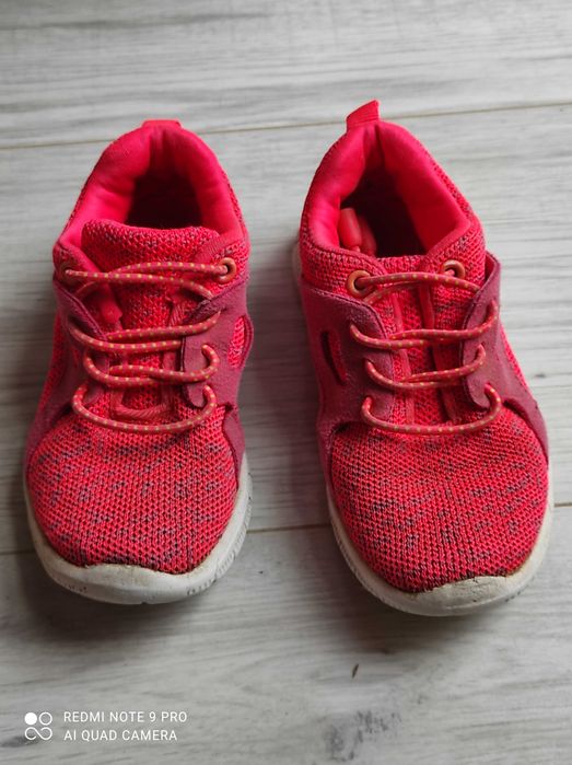 Buty sportowe, adidasy 26