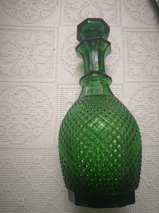 garrafa em vidro verde