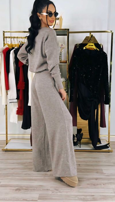 Komplet damski dresowy sweterkowy Basari