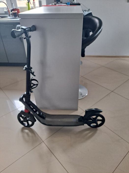 Hulajnoga na dużych kołach