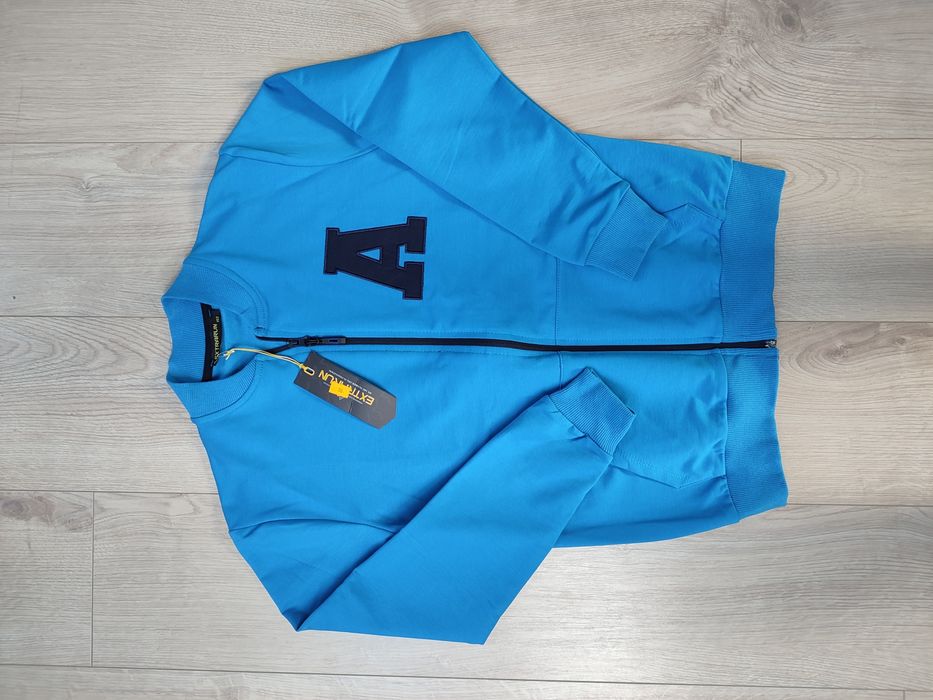 Niebieska bluza rozpinana bawełniana na zamek 152