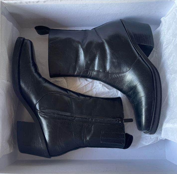 Botas pretas Adolfo Dominguez