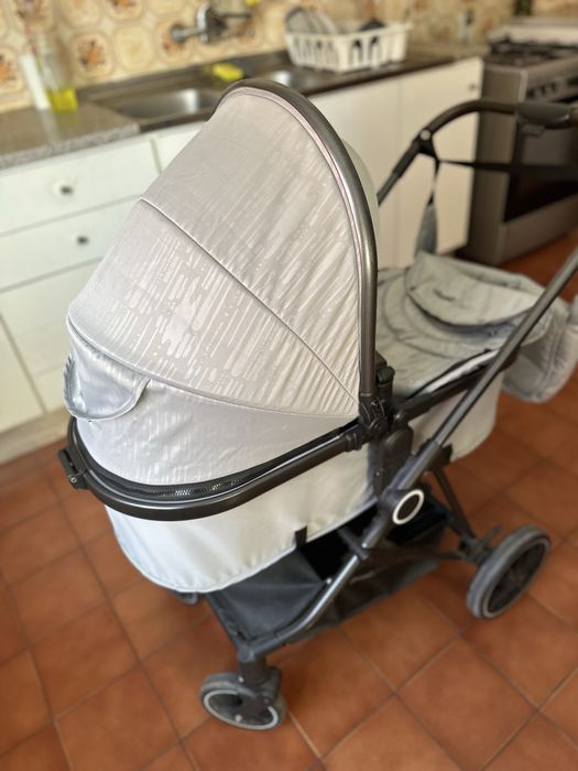 Baby stroller64751948378115120