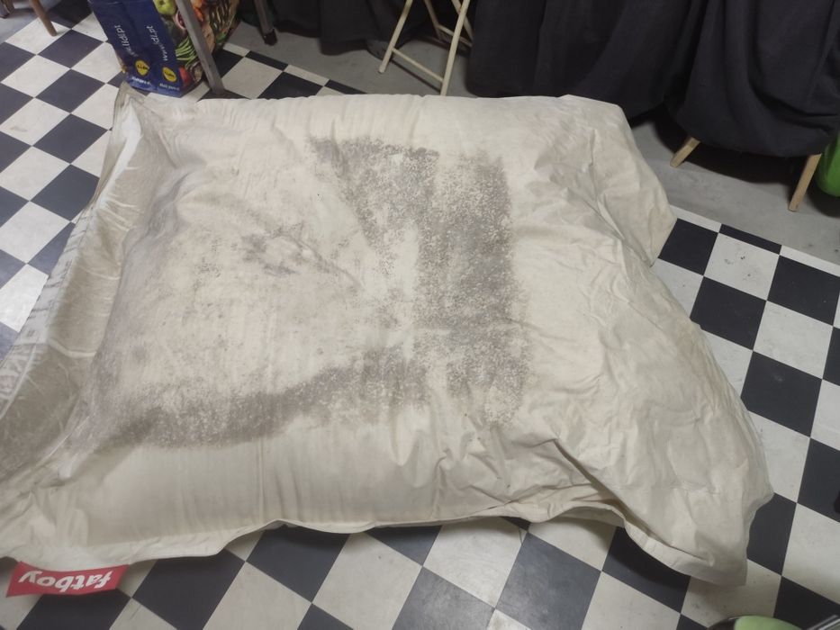 Puffs fatboy XL impermeaveis de exterior
Usados, um pouco sujos na ba