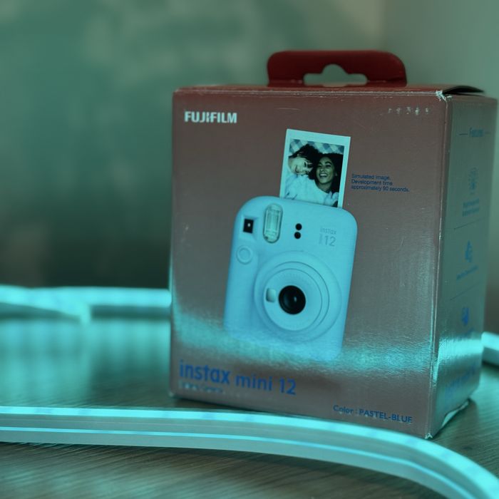 Instax mini 12 новий