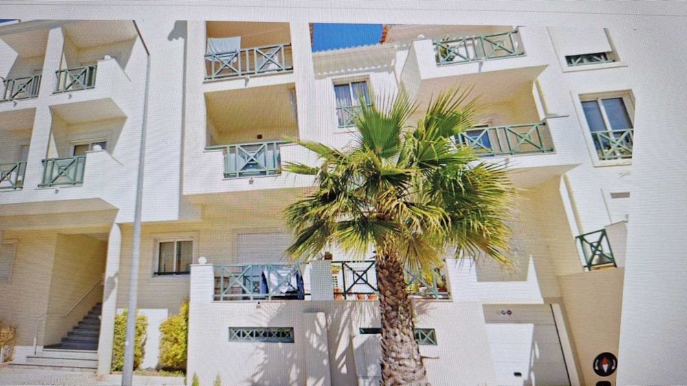 Apartamento T4 para Arrendamento em Estoi