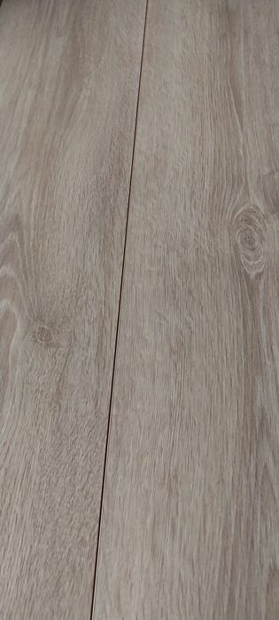 Ламинат 32 класс от330гр