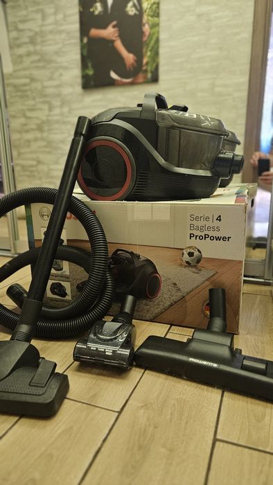 Продам пылесос BOSCH