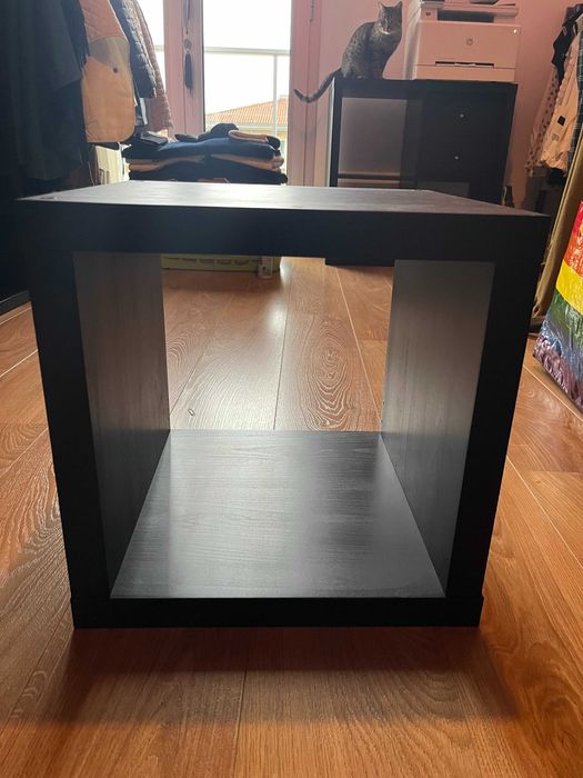 Estante IKEA KALLAX preto-castanho 1 cubo