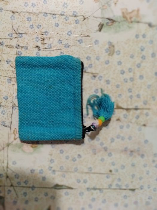 Vendo carteira para mulher bom estado